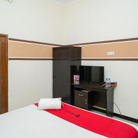 Reddoorz Syariah Near Marvel City Mall 2 Surabaya Eksteriør bilde