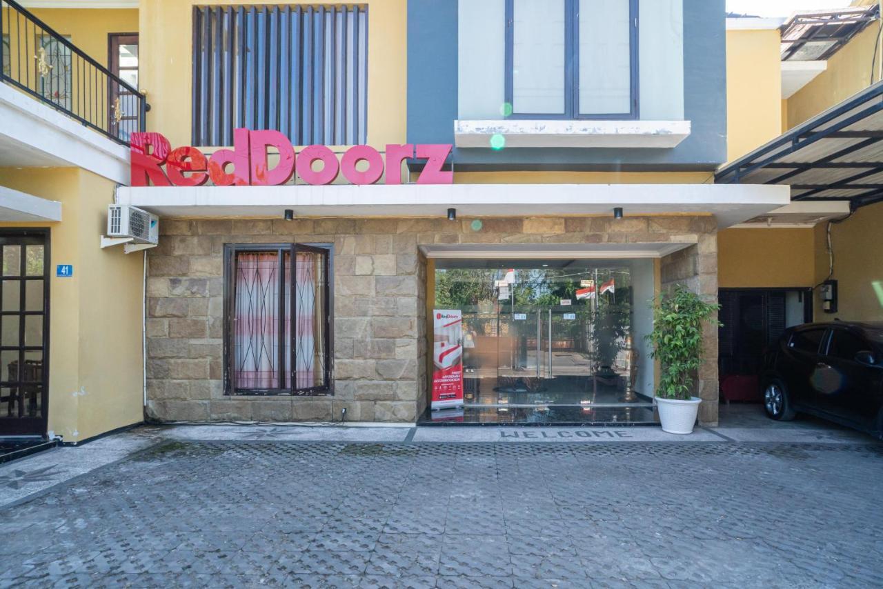 Reddoorz Syariah Near Marvel City Mall 2 Surabaya Eksteriør bilde