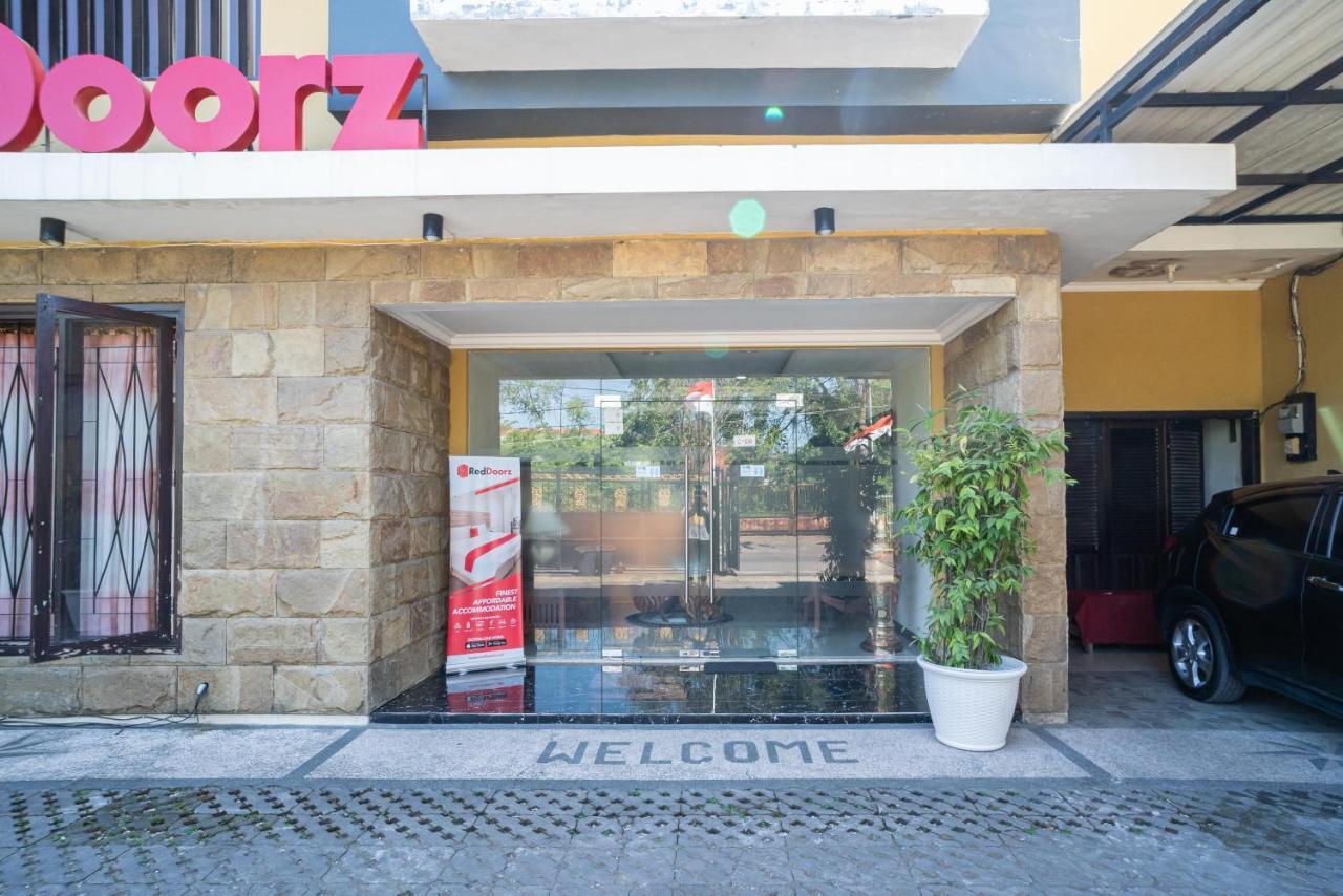 Reddoorz Syariah Near Marvel City Mall 2 Surabaya Eksteriør bilde