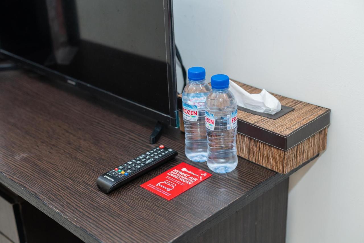 Reddoorz Syariah Near Marvel City Mall 2 Surabaya Eksteriør bilde
