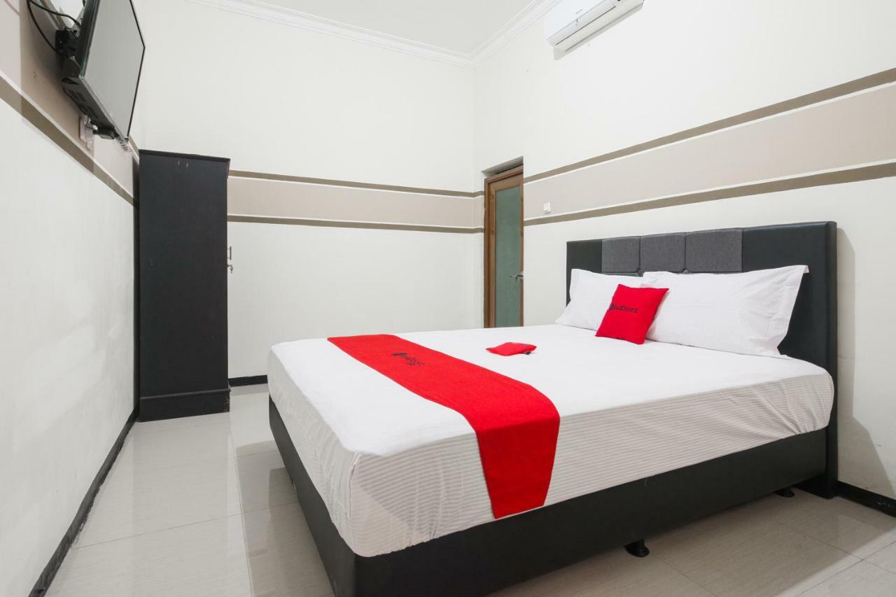 Reddoorz Syariah Near Marvel City Mall 2 Surabaya Eksteriør bilde